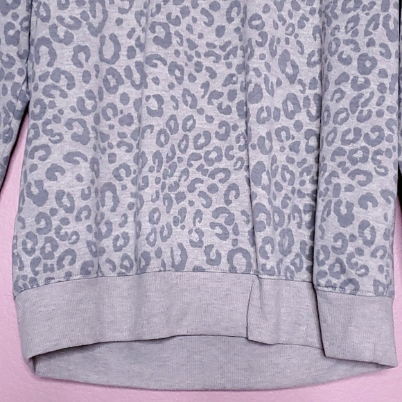 Splendid Leopard Print Long Sleeve Crew Sweater - Picture 4 of 16
